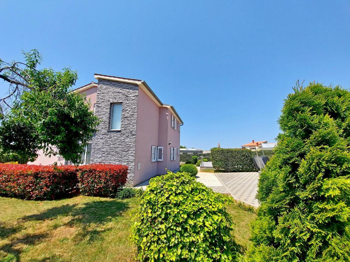 Villa Mattea Galižana المظهر الخارجي الصورة